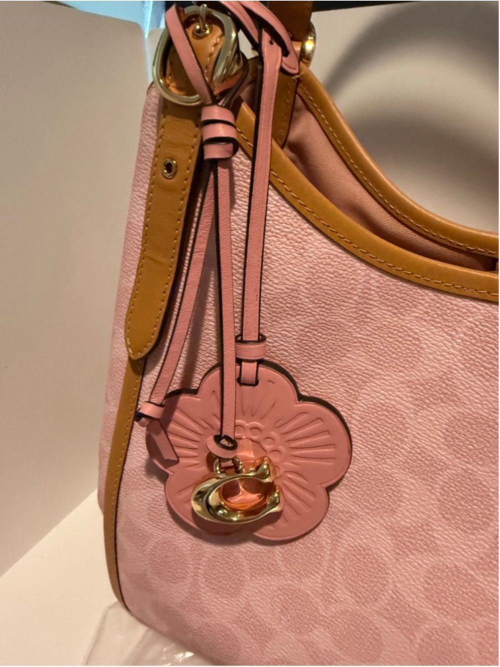 Coach Erin Shoulder Bag Authentic In Signature Canvas With Charms CEL13 NWOT - Picture 3 of 16